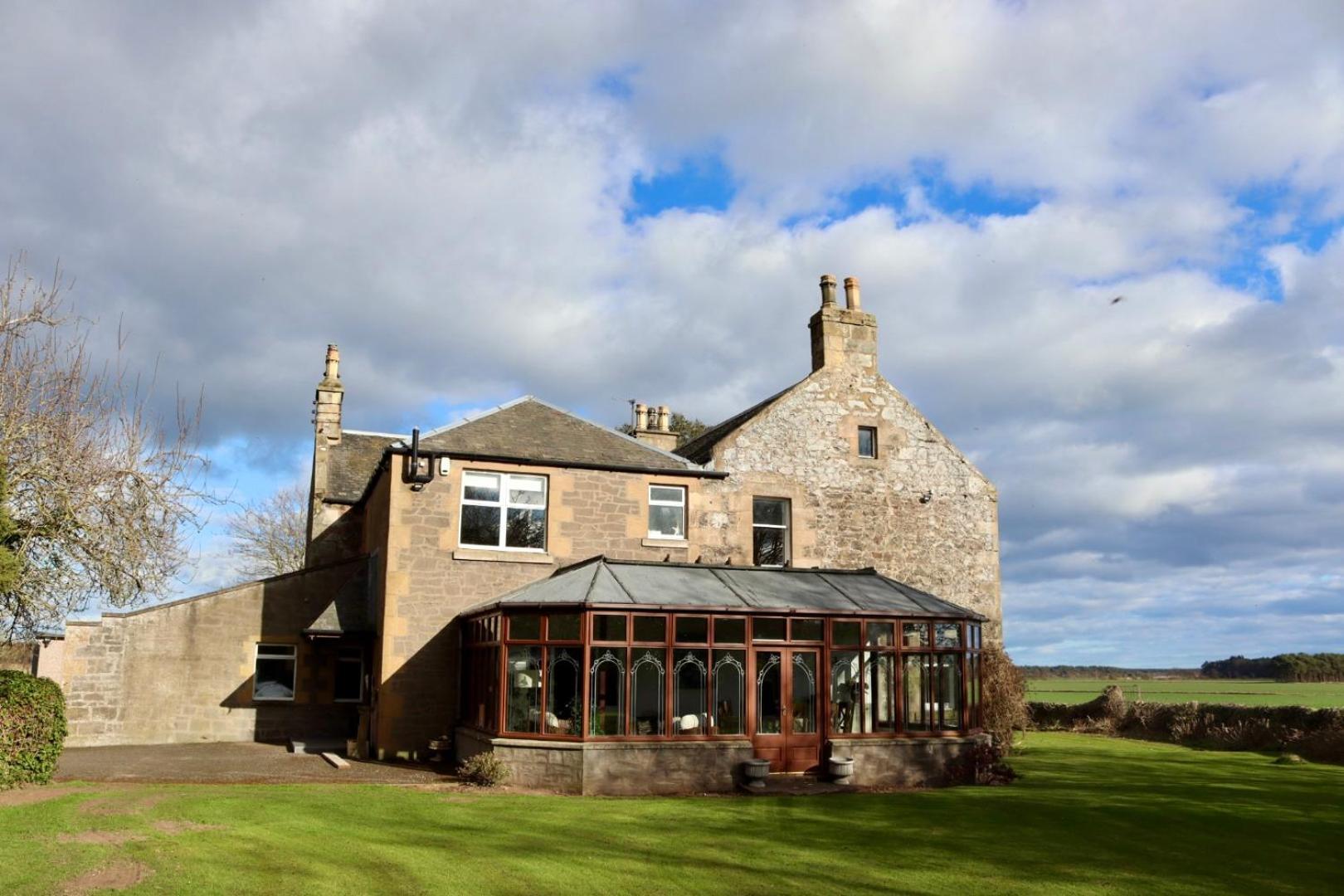 Vicarsford Farmhouse With Hot Tub Leuchars Ngoại thất bức ảnh